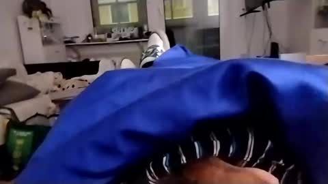 Snapshot of onkelz200 chatting on 01-02-25, 05:39 onkelz200 online show from 01-02-25, 05:39