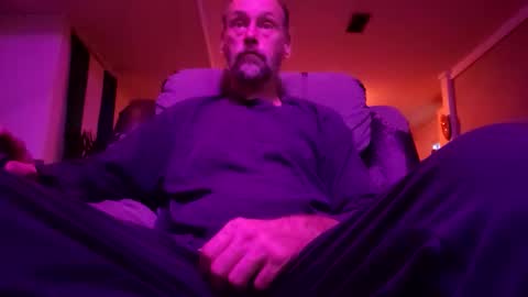 Snapshot of only01love chatting on 10-20-25, 12:00 only01love online show from 10-20-25, 12:00