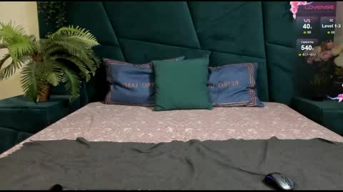 Erick  online show from 02-23-25, 01:02