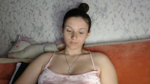 Amalia online show from 04-22-26, 06:09