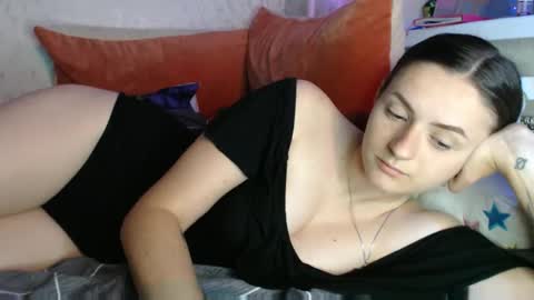 Amalia online show from 05-31-26, 06:09