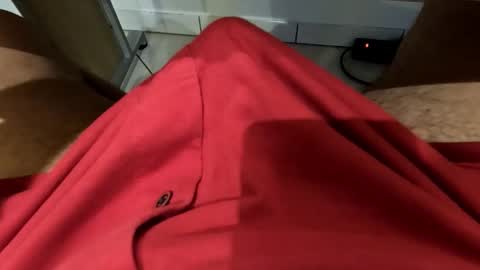 Snapshot of onlydickcam chatting on 02-12-26, 06:52 Maggus online show from 02-12-26, 06:52