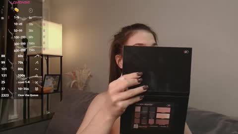 Kira online show from 09-26-25, 02:43