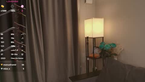 Kira online show from 09-29-25, 04:01