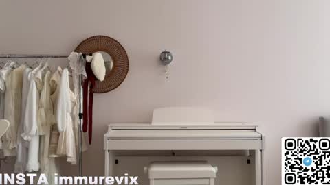 Snapshot of onlykitty_chillhere chatting on 05-06-26, 09:36 BARBARA online show from 05-06-26, 09:36