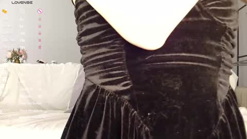 Snapshot of onlysiriusx chatting on 02-11-26, 06:57 Sirius online show from 02-11-26, 06:57