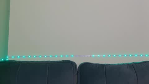 Xandra online show from 03-01-25, 06:03