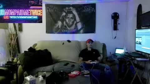 Snapshot of ontarioguy78 chatting on 06-12-26, 07:40 ontarioguy78 online show from 06-12-26, 07:40