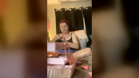 Snapshot of onyx_the_pupstar chatting on 06-24-26, 01:04 Onyx online show from 06-24-26, 01:04