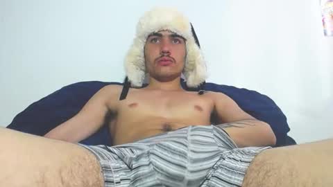 Snapshot of onzas_ chatting on 01-14-26, 09:20 onzas_ online show from 01-14-26, 09:20