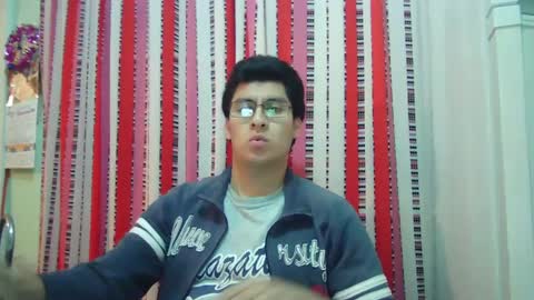 oomaurooo online show from 12-23-24, 10:32