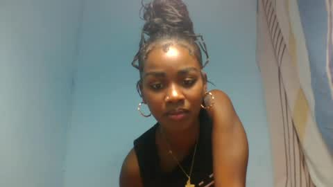 oooorazanasoa online show from 07-12-26, 12:07