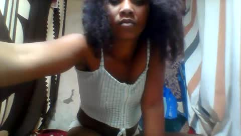 Snapshot of oooozafiette chatting on 07-10-26, 12:08 oooozafiette online show from 07-10-26, 12:08