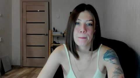 Britney online show from 12-17-25, 01:06