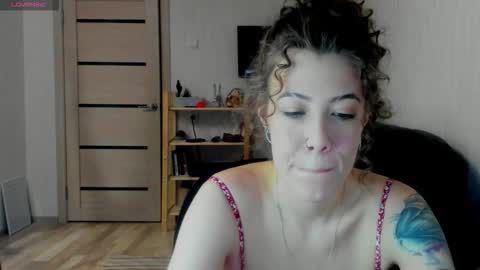 Britney online show from 01-07-26, 04:37