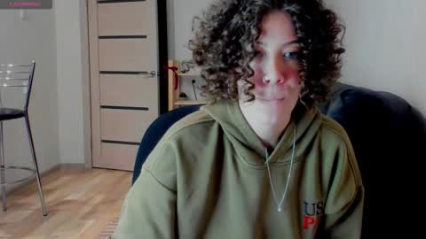 Britney online show from 02-16-26, 12:18