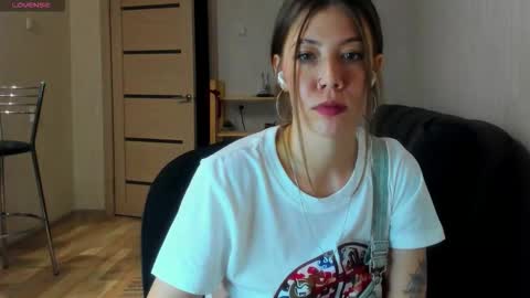 Britney online show from 02-17-26, 04:24