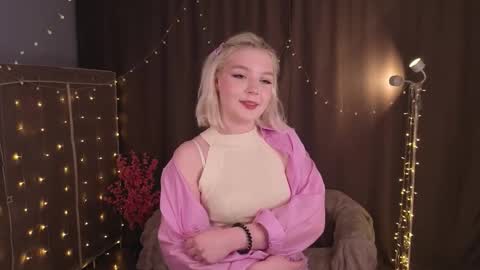 Annie online show from 02-19-26, 04:58