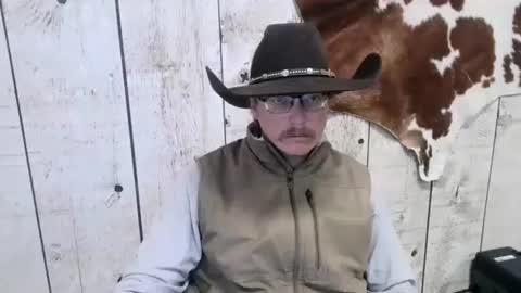 kinkynerd online show from 11-29-25, 05:38