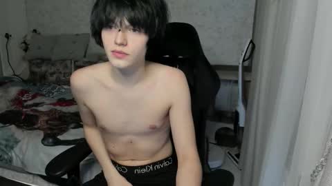 Bella and John online show from 01-07-26, 03:31