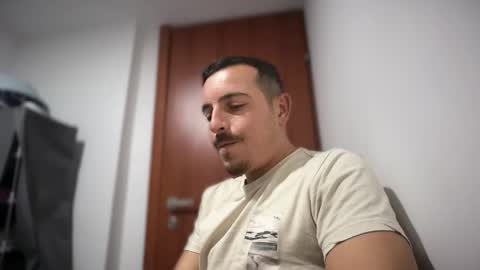 or online show from 11-22-25, 09:25