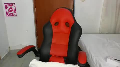 ORANGE ANGEL online show from 01-08-26, 01:52