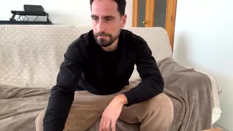 Snapshot of orgonzalo chatting on 02-04-25, 01:06 Gonza online show from 02-04-25, 01:06