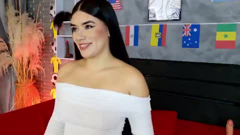 Snapshot of oriana__03 chatting on 07-12-26, 12:29 Oriana online show from 07-12-26, 12:29