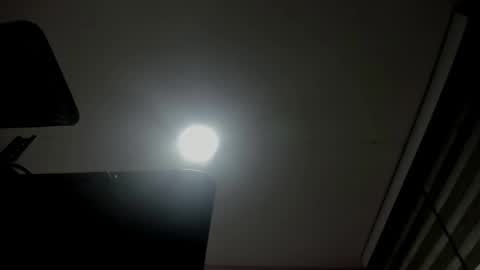 Snapshot of oriana_guzman chatting on 05-03-26, 03:01 Miss Guzman online show from 05-03-26, 03:01