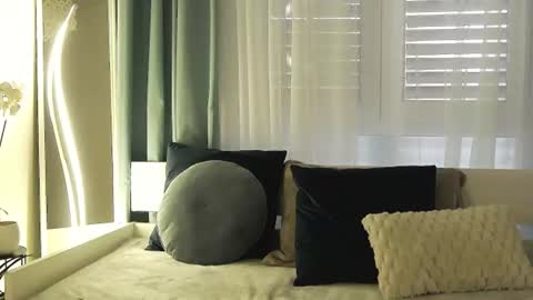Snapshot of orianawade chatting on 06-23-26, 05:27 orianawade online show from 06-23-26, 05:27