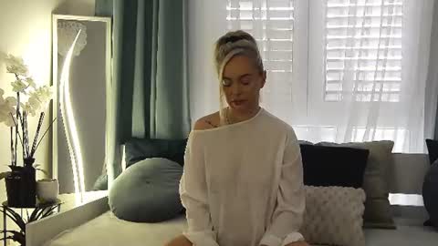 Snapshot of orianawade chatting on 07-23-26, 05:38 orianawade online show from 07-23-26, 05:38