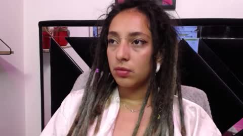 ORIANNA online show from 01-18-25, 12:36