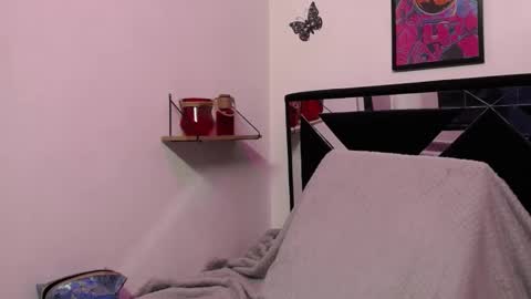 ORIANNA online show from 01-28-25, 03:25