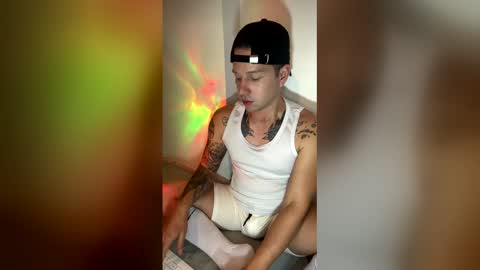 Snapshot of orienzo chatting on 03-16-26, 05:44 Orienzo online show from 03-16-26, 05:44