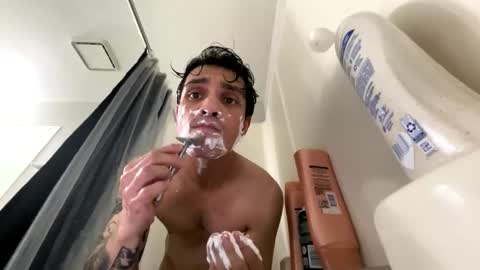 Snapshot of orlando702 chatting on 11-13-25, 12:15 orlando702 online show from 11-13-25, 12:15