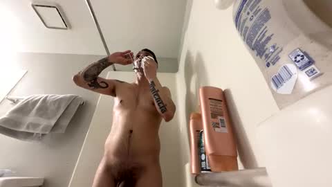 Snapshot of orlando702 chatting on 11-16-25, 07:25 orlando702 online show from 11-16-25, 07:25