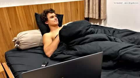 Fansly and Instagram -  online show from 04-16-26, 09:39