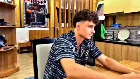 Snapshot of orlando__bloom chatting on 06-29-26, 09:48 Fansly and Instagram - online show from 06-29-26, 09:48