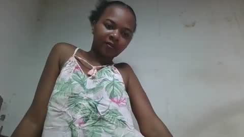 ornellahhh online show from 11-30-25, 06:50