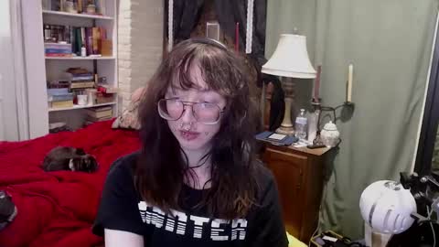 Snapshot of orookun chatting on 12-23-24, 01:18 orookun online show from 12-23-24, 01:18