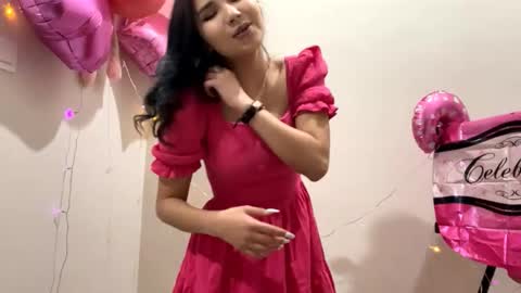 Snapshot of orphaajayi chatting on 09-26-25, 01:04 Angel online show from 09-26-25, 01:04