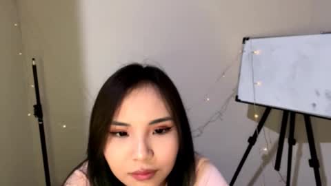 Snapshot of orphaajayi chatting on 12-14-25, 12:32 Angel online show from 12-14-25, 12:32