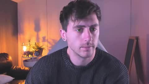 Snapshot of oscar_miller_ chatting on 11-09-25, 09:13 Oscar online show from 11-09-25, 09:13