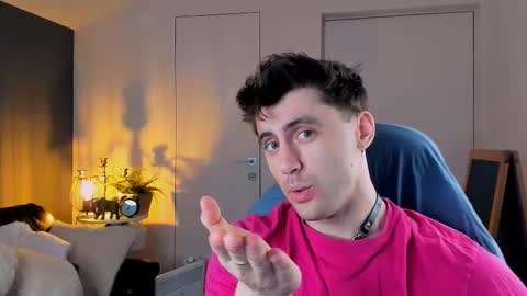 Snapshot of oscar_miller_ chatting on 11-20-25, 08:52 Oscar online show from 11-20-25, 08:52