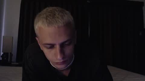 Snapshot of oscar_sssky chatting on 12-06-24, 06:59 Oscar online show from 12-06-24, 06:59