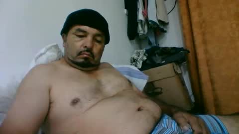 oscarjhe3512 online show from 06-06-26, 02:05