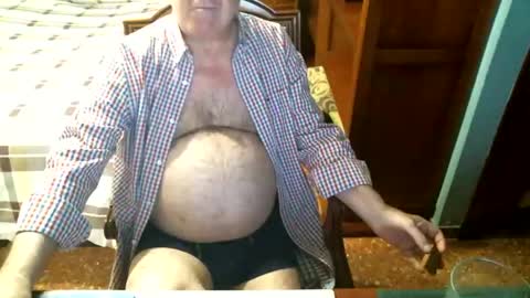 Oscar online show from 01-11-26, 04:12