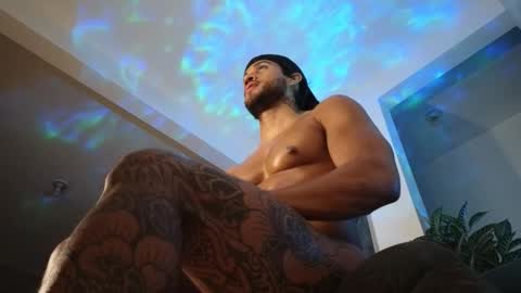 Snapshot of osher_cox chatting on 10-29-25, 03:09 osher_cox online show from 10-29-25, 03:09