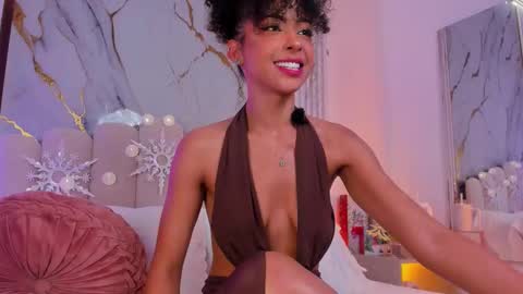 Snapshot of oshun_25 chatting on 12-21-25, 07:26 Oshun online show from 12-21-25, 07:26