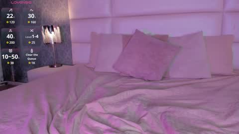 Osirismansour online show from 12-15-24, 01:57